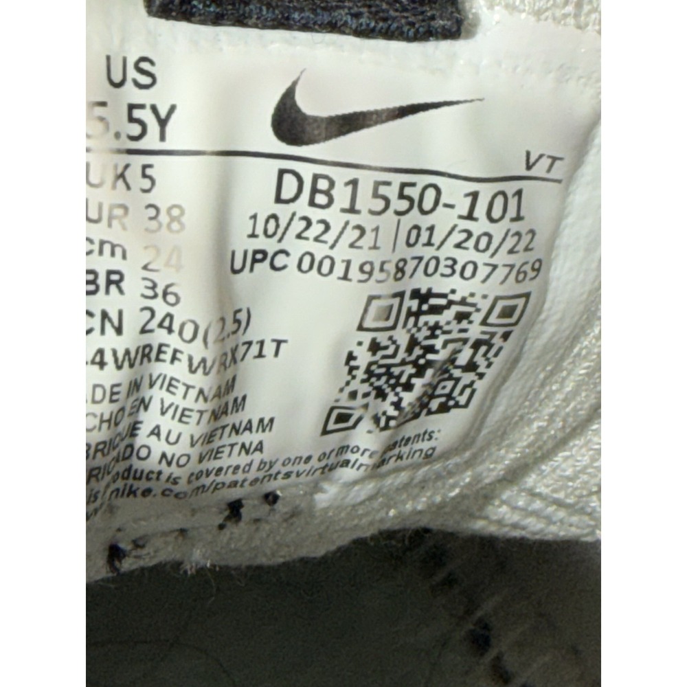 Nike Air VaporMax 2021 Flyknit White Blue Boy Size 5.5Y Womens Size 7 DB1550-101 - Picture 9 of 9